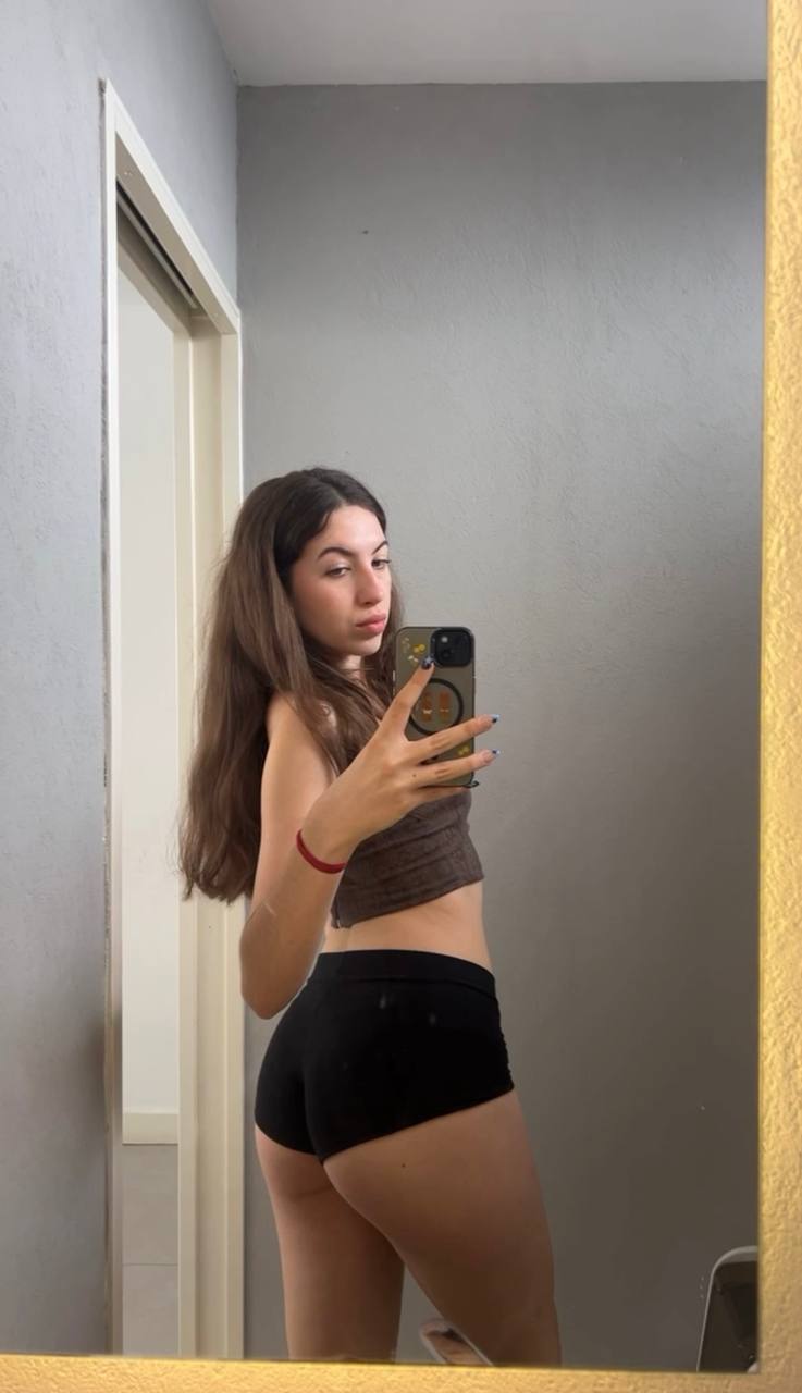 Amber in her underwear in Kabul