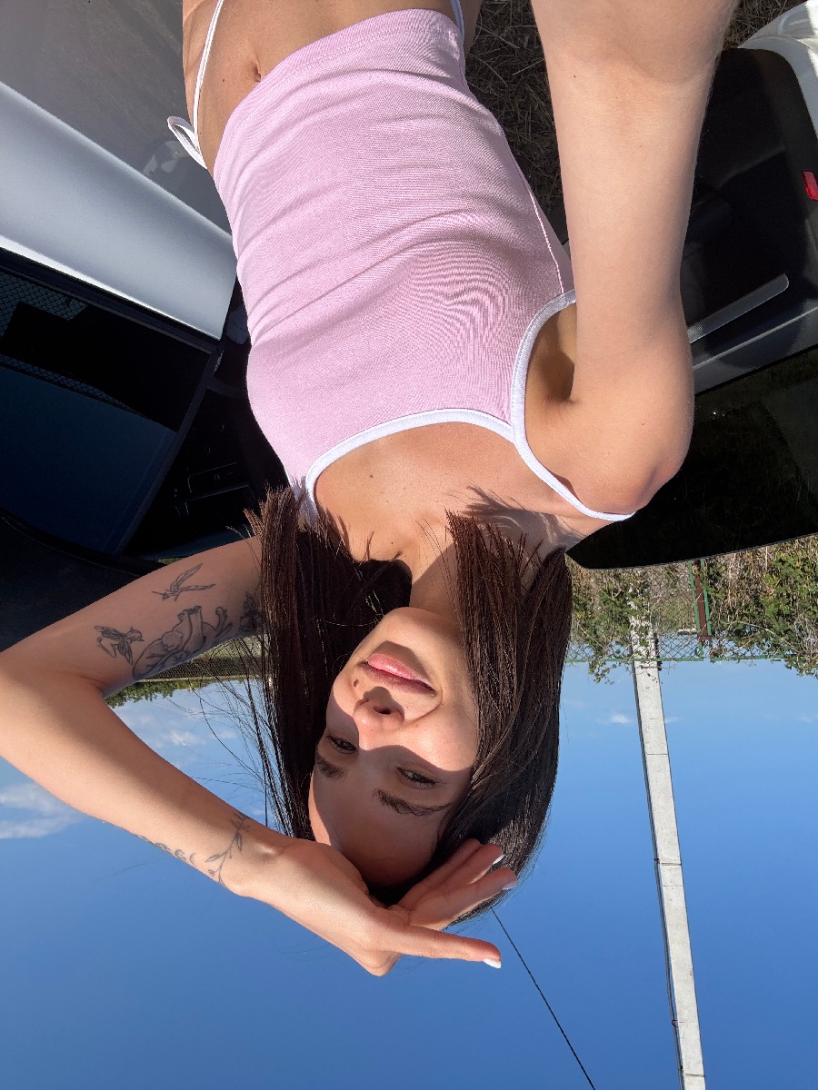 Sexy model Tina in Kabul